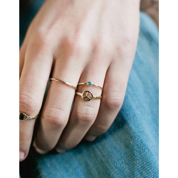 Kris Nations 18k Gold Peace Sign Ring Sz.8 - Picture 3 of 3